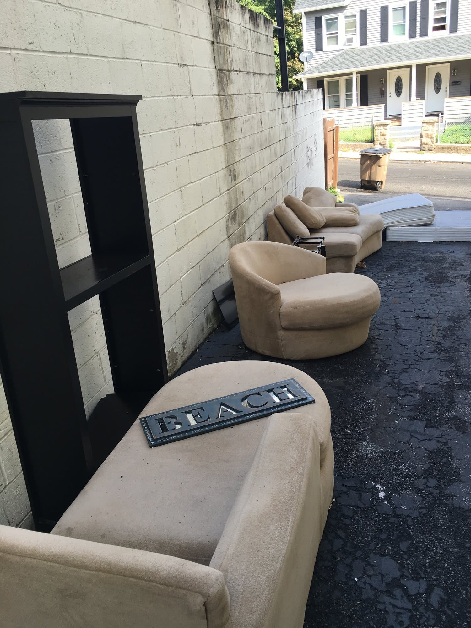 Cleanout services in Fairfield County by Grizzly Junk Pros