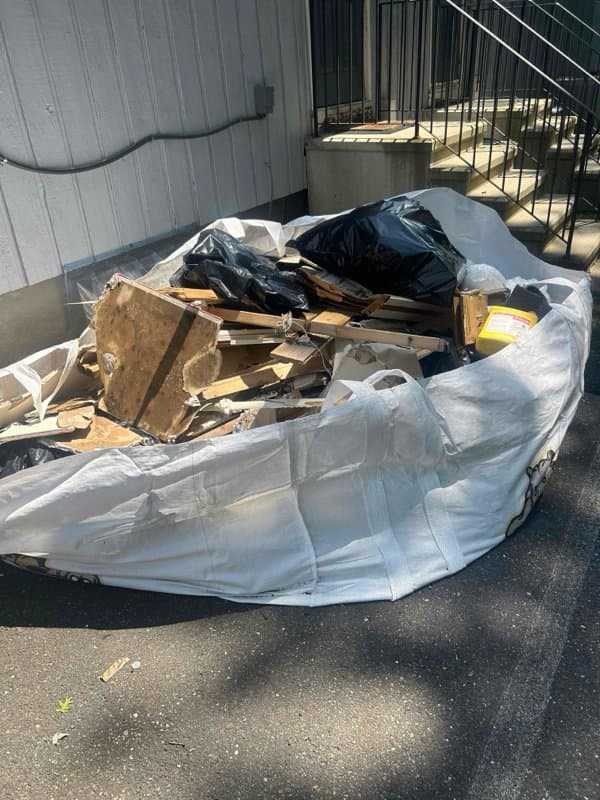 bulk junk debris removal by Grizzly Junk Pros