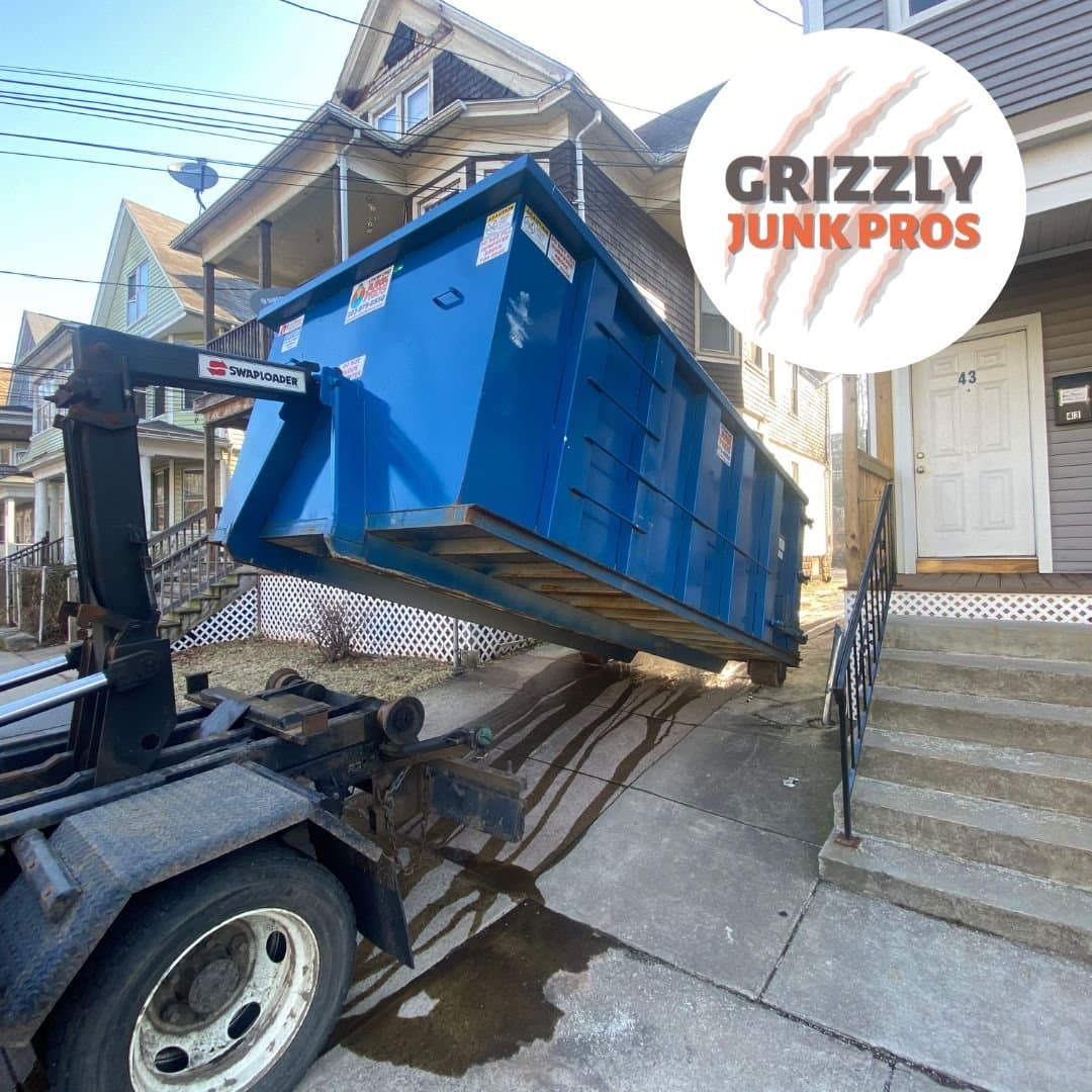 Junk removal truck in Fairfield County by Stamford Junk Pros